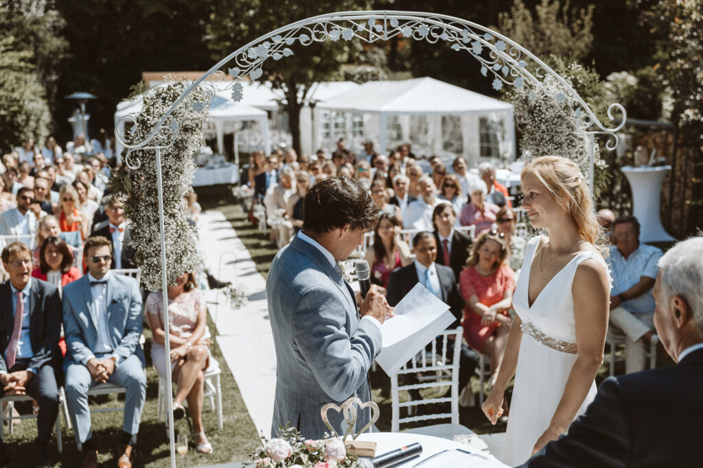 Rede des Bräutigams bei der freien Trauung